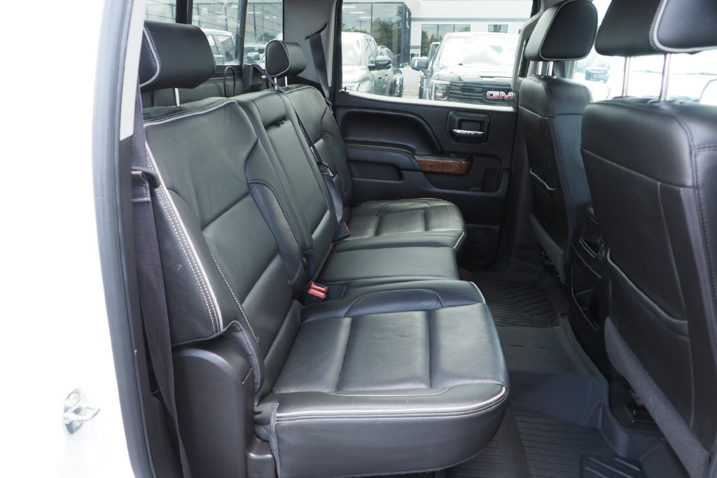 Used 2017 Chevrolet Silverado 1500 High Country AWD/4WD image 19