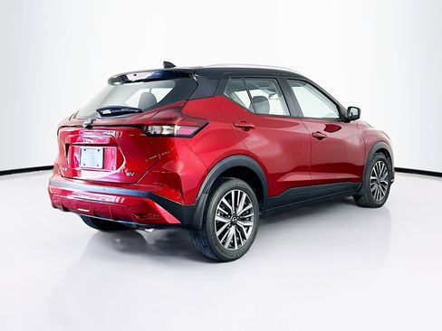 Used 2024 Nissan Kicks SV image 9