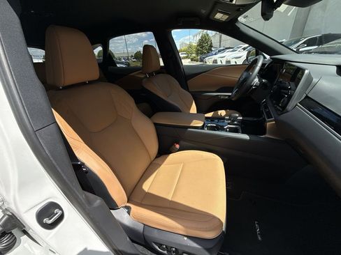 Used 2025 Lexus RX 350 FWD w/ Technology Package image 16