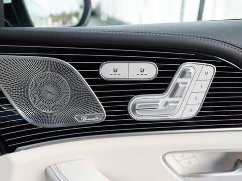 Used 2026 Mercedes-Benz GLE 450e 4MATIC image 34