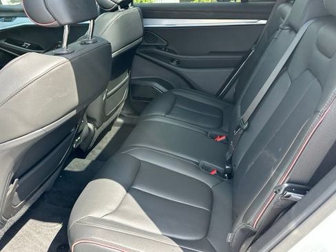 Used 2024 Jeep Wagoneer Launch Edition AWD/4WD image 14