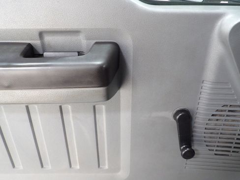 Used 2011 Ford F350 XL w/ XL Value Pkg image 8