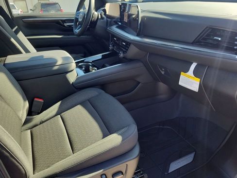 New 2026 Chevrolet Tahoe LS image 26