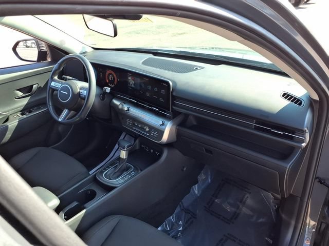 Used 2025 Hyundai Kona SEL FWD image 48