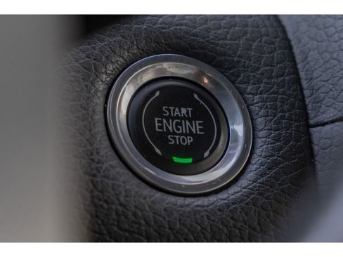 Used 2022 GMC Yukon Denali image 27