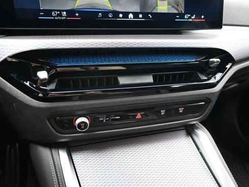 Used 2025 BMW i4 xDrive40i w/ M Sport Package image 22