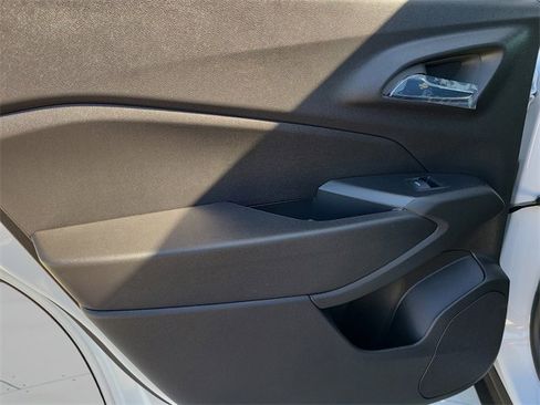 New 2026 Chevrolet Trax LT image 18