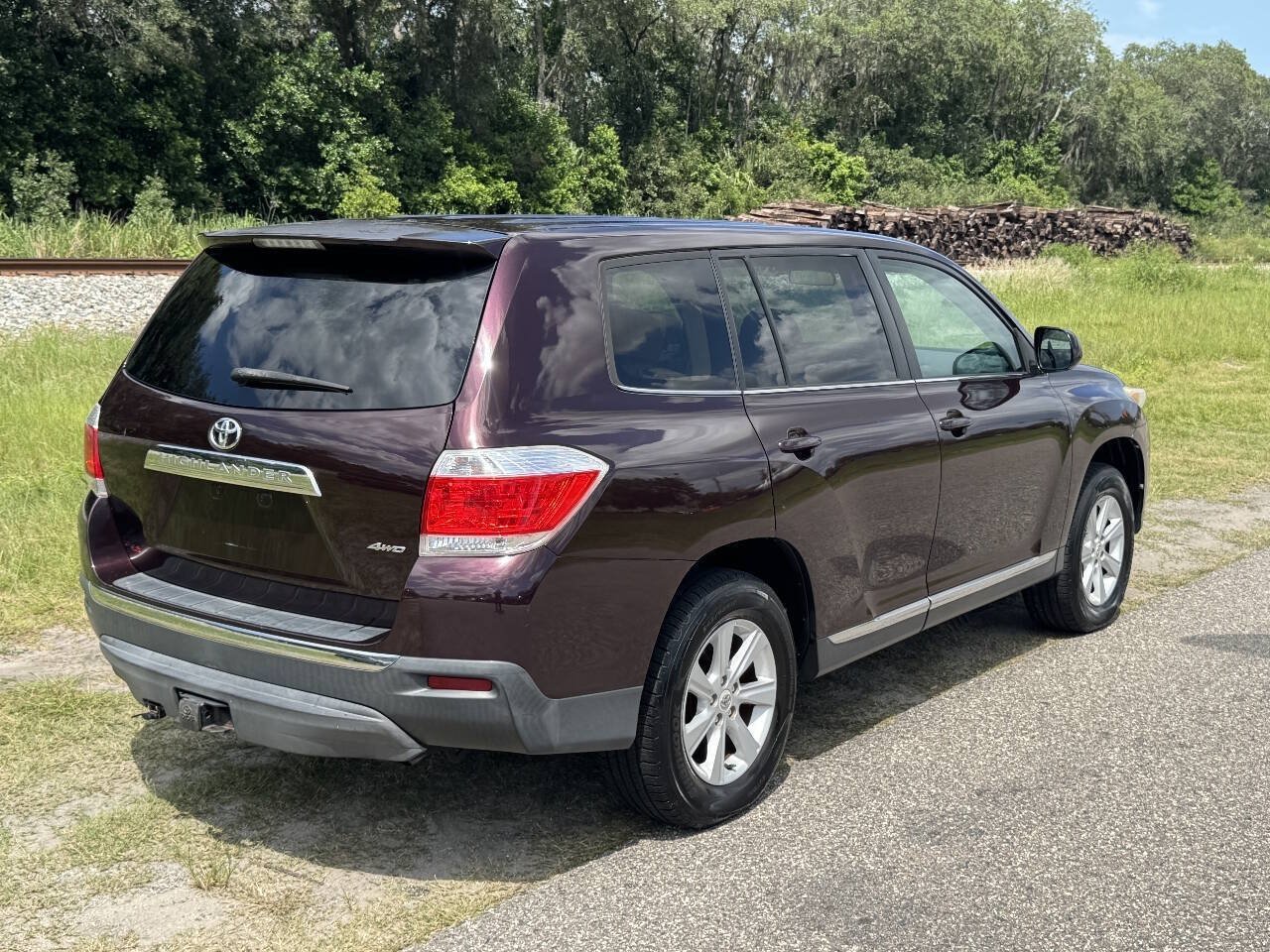 Used 2013 Toyota Highlander 4WD w/ Cold Weather Pkg image 6