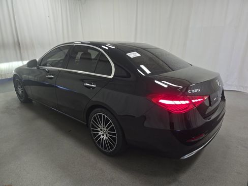 Used 2022 Mercedes-Benz C 300 Sedan w/ Exclusive Trim Package image 5