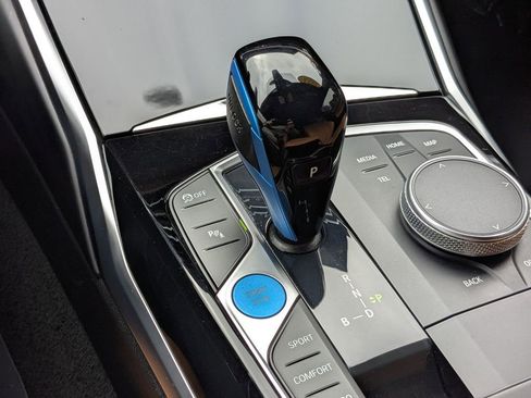 Used 2023 BMW i4 eDrive40 w/ Premium Package image 23