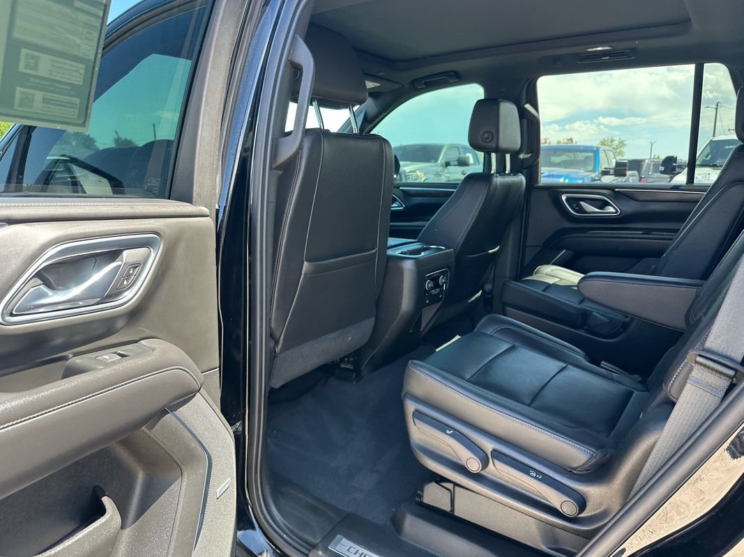 Used 2021 Chevrolet Tahoe Z71 w/ Z71 Signature Package AWD/4WD image 30