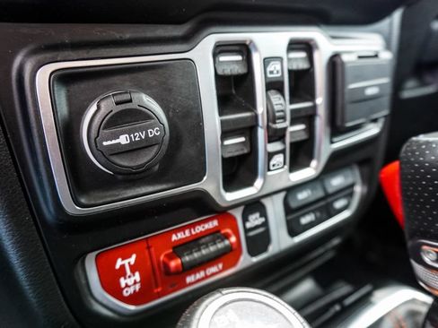 Used 2022 Jeep Gladiator Mojave w/ LED Lighting Group AWD/4WD image 22