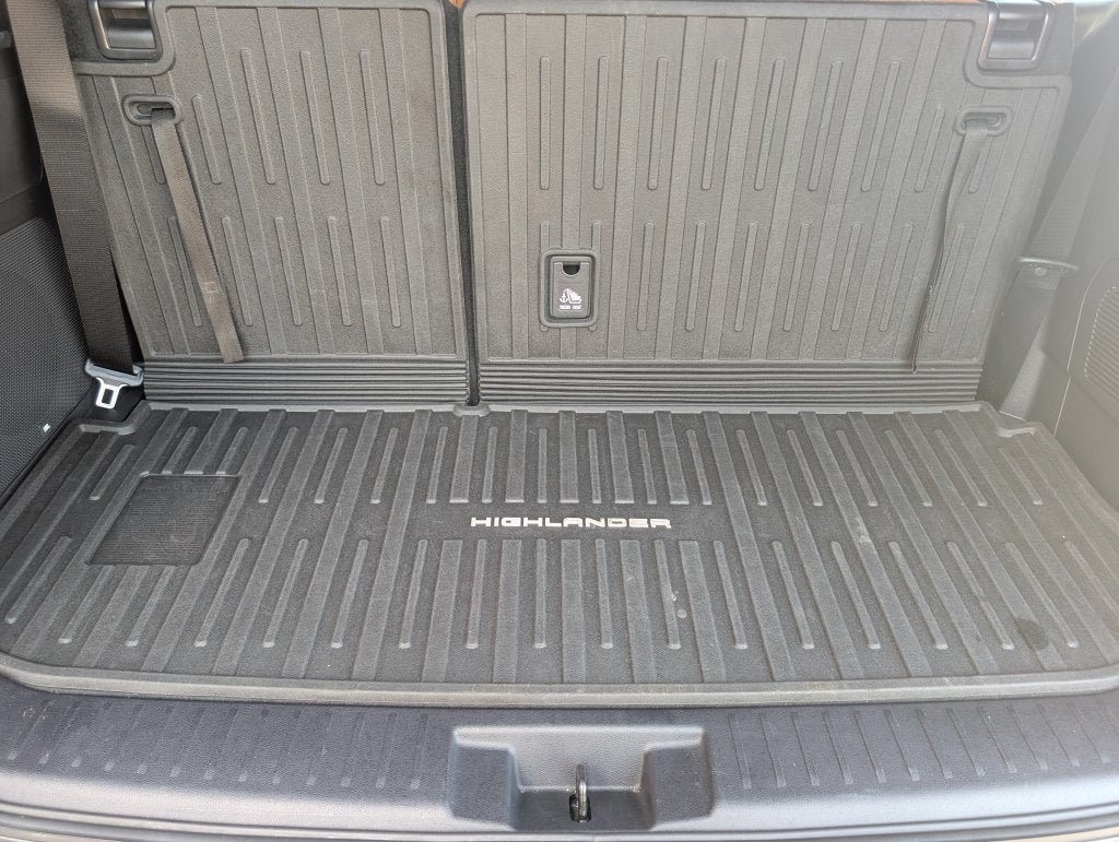 Certified 2020 Toyota Highlander Platinum AWD/4WD image 39