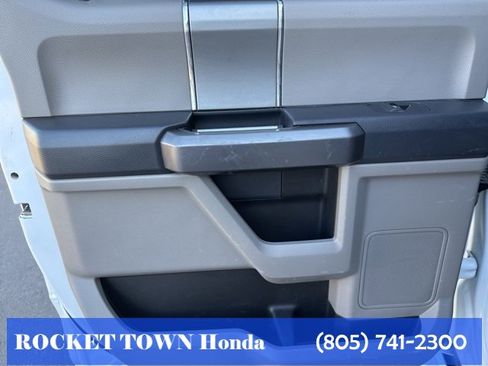 Used 2022 Ford F350 XLT w/ XLT Premium Package image 18