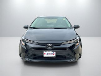 Certified 2025 Toyota Corolla LE video 2