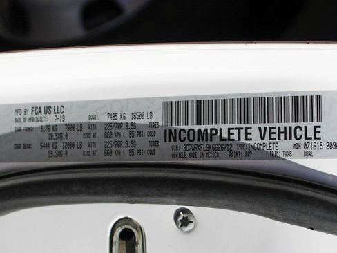 Used 2019 RAM 4500 Tradesman w/ Max Tow Package RWD image 49