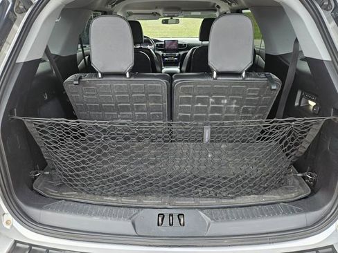 Used 2021 Ford Explorer Limited w/ Equipment Group 301A RWD image 23