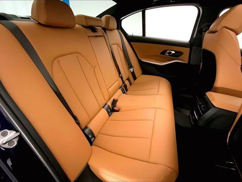 Certified 2024 BMW 330i xDrive Sedan w/ Convenience Package image 15