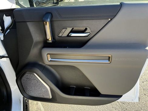 New 2025 GMC Hummer EV 3X image 37