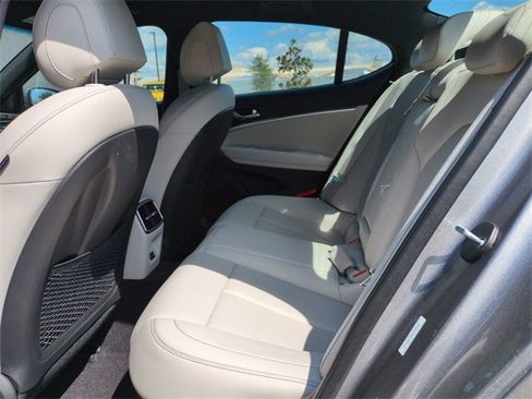 Certified 2025 Genesis G70 2.5T image 12