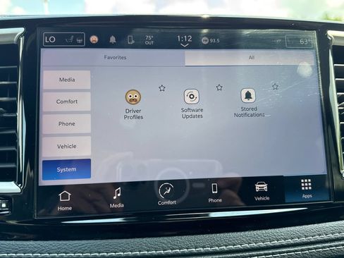 Certified 2023 Chrysler Pacifica Touring-L w/ S Appearance Package AWD/4WD image 30