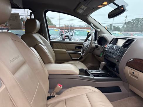 Used 2015 Nissan Armada Platinum image 25