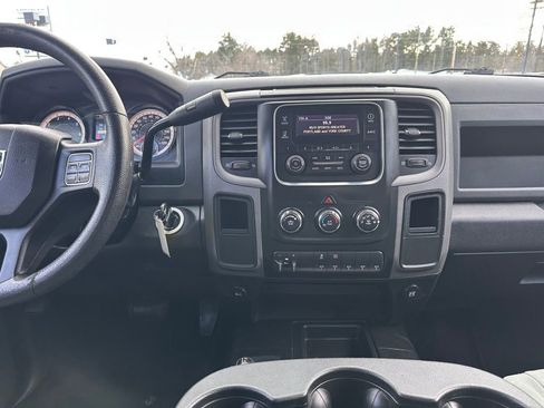 Used 2016 RAM 2500 Tradesman w/ Chrome Appearance Group image 19