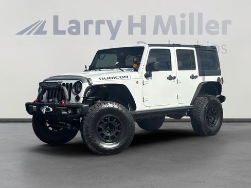 Used 2014 Jeep Wrangler Unlimited Rubicon AWD/4WD image 2