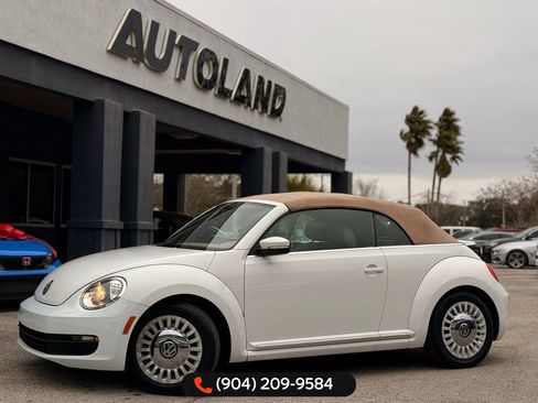 Used 2014 Volkswagen Beetle 1.8T image 1