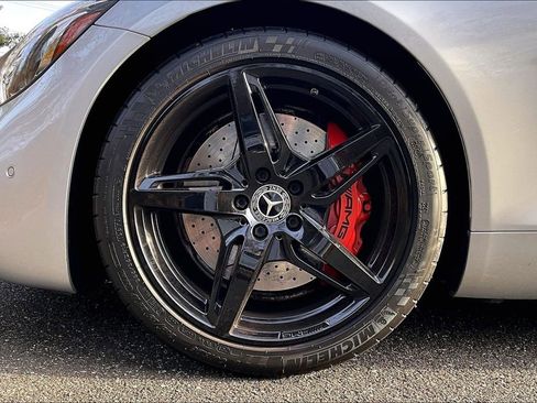 Used 2018 Mercedes-Benz AMG GT Roadster image 6