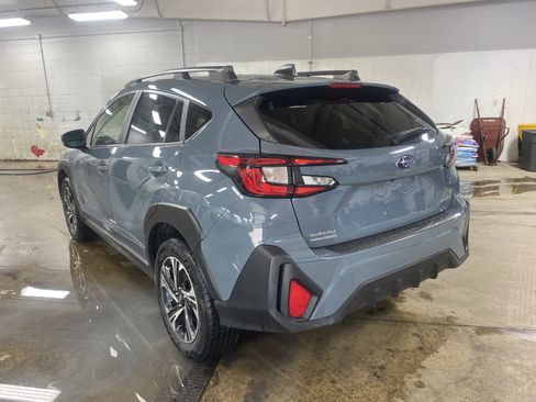Used 2024 Subaru Crosstrek 2.0i Premium AWD/4WD image 7