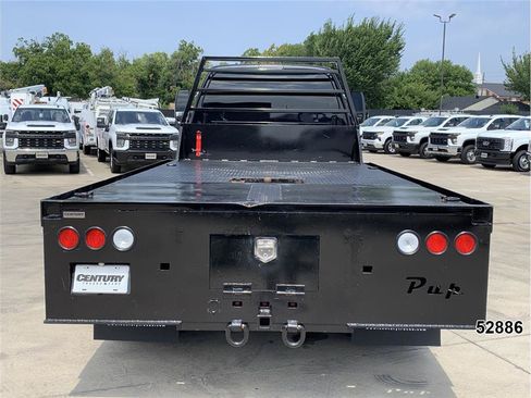 Used 2022 Ford F750 2WD Crew Cab Super Duty image 7