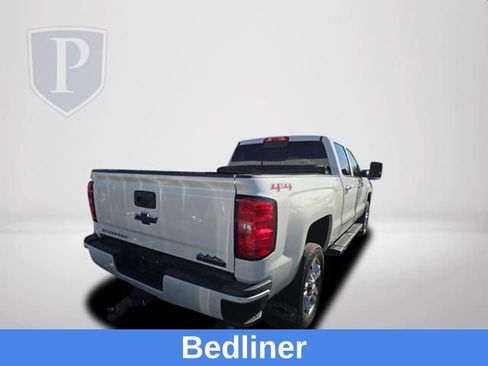 Used 2017 Chevrolet Silverado 2500 High Country w/ Duramax Plus Package image 5
