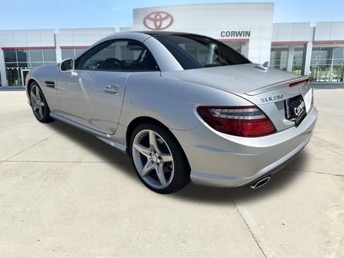 Used 2014 Mercedes-Benz SLK 350 image 11
