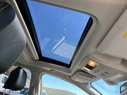 Used 2015 Subaru Crosstrek 2.0i Limited image 21