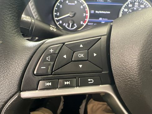 Certified 2023 Nissan Sentra SV FWD image 52