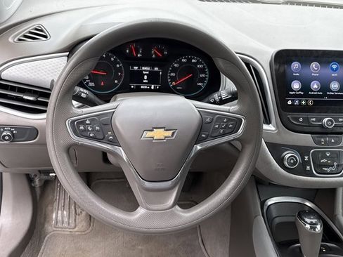 Used 2020 Chevrolet Malibu LS w/ Driver Confidence Package II image 13