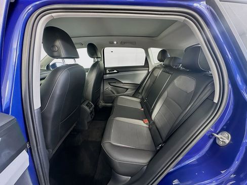 Used 2022 Volkswagen Taos SE FWD image 24