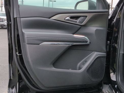New 2026 Chevrolet Traverse LT w/ Midnight/Sport Edition FWD image 20