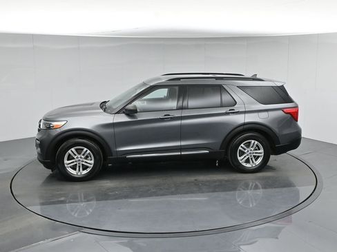 Certified 2021 Ford Explorer XLT image 45