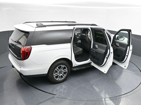 Used 2025 Ford Expedition Max Active image 45