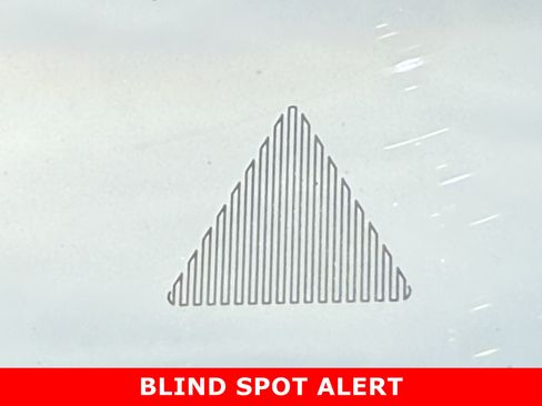 Used 2023 Jeep Grand Cherokee L Laredo image 25