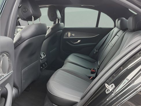 Certified 2021 Mercedes-Benz E 350 4MATIC Sedan image 10