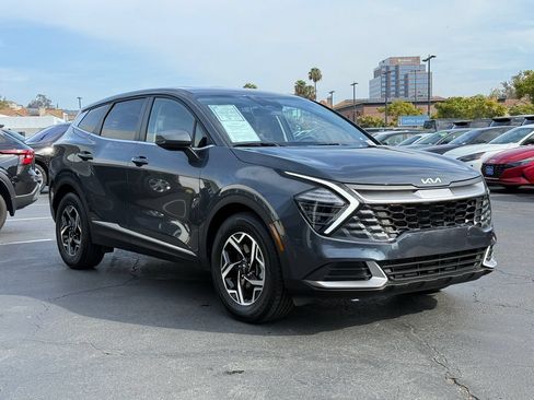 Used 2024 Kia Sportage LX FWD image 5