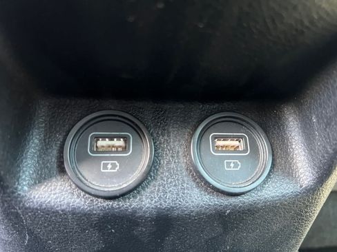 Used 2022 Kia K5 GT-Line w/ GT-Line Awd Premium Package image 16