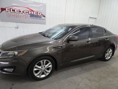 Used 2013 Kia Optima EX w/ Premium Pkg image 3
