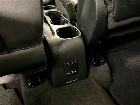 Used 2017 Chevrolet Trax LT w/ LT Convenience Package FWD image 10