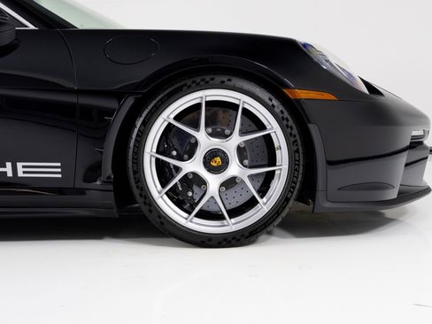 Used 2024 Porsche 911 GT3 RS image 12