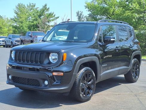 Certified 2023 Jeep Renegade Altitude image 2