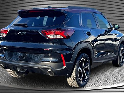 Used 2023 Chevrolet TrailBlazer RS w/ Sun and Liftgate Package image 6